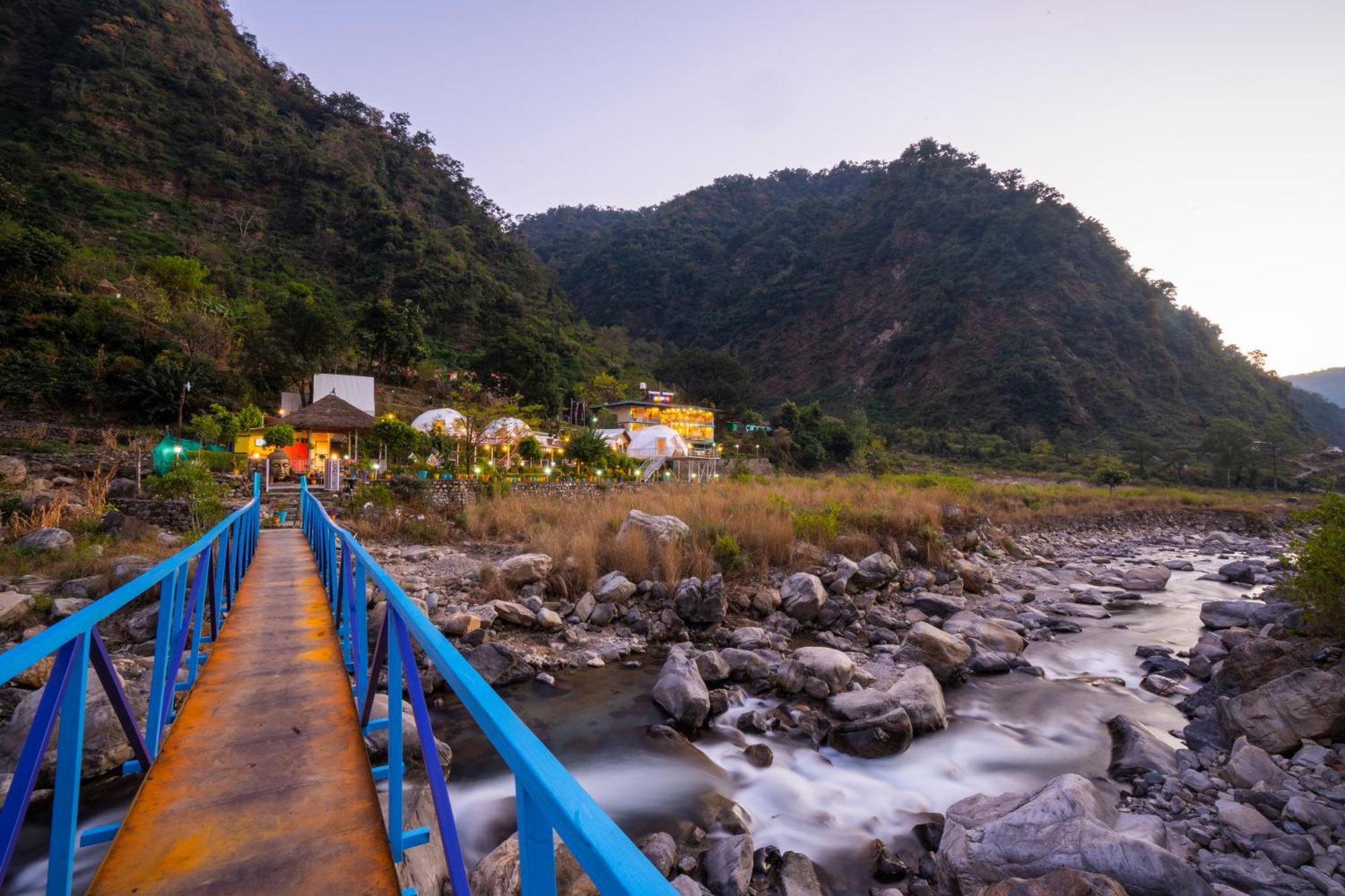 Gostops Dehradun, Maldevta 외부 사진